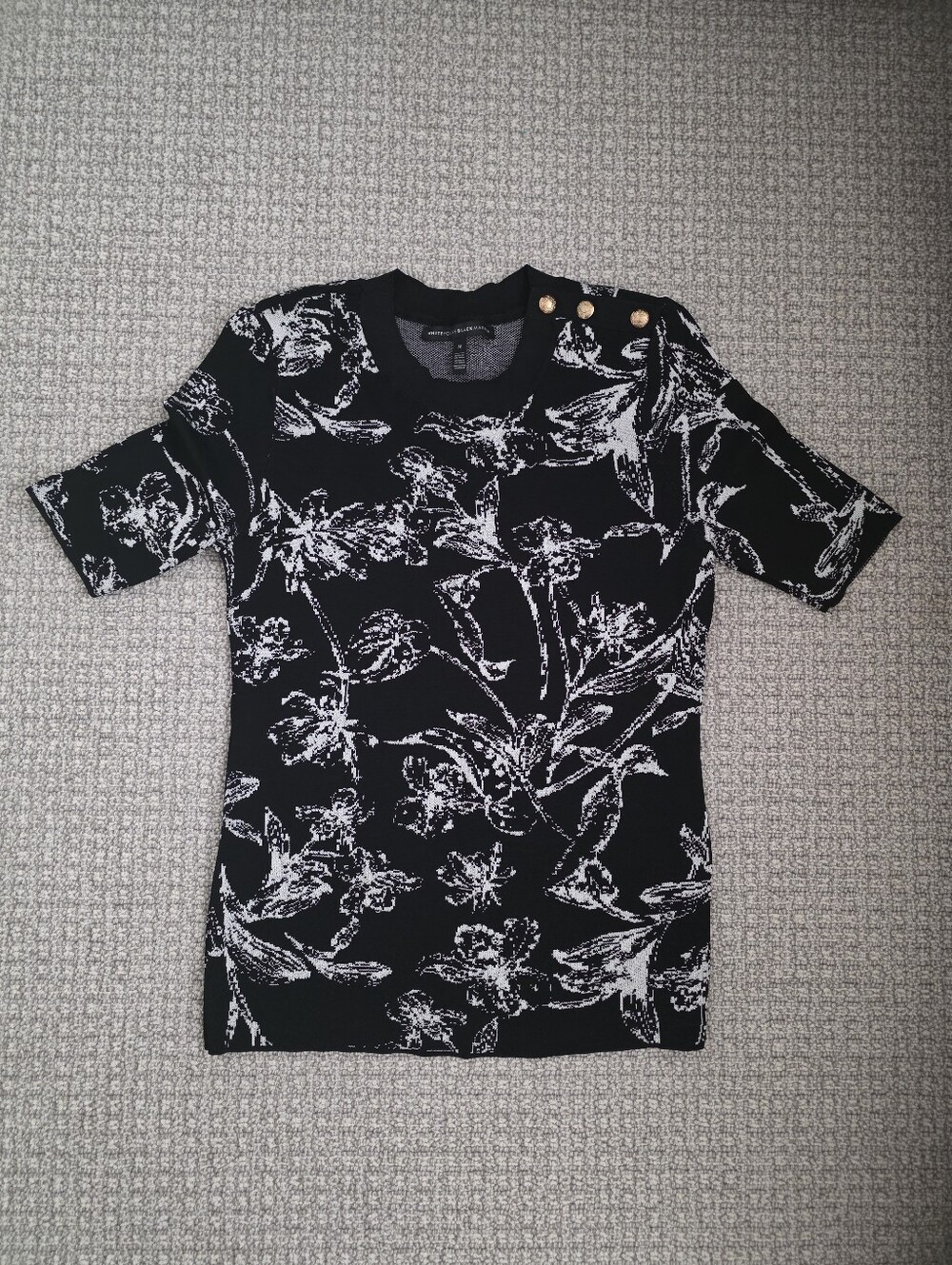 White House Black Market Black Short-Sleeve Floral Sweater Tee with Gold Buttons